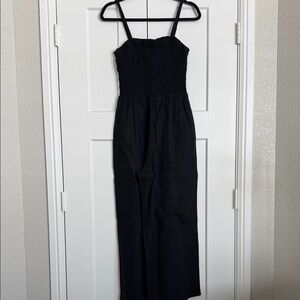 Universal Thread Black Sleeveless Jumpsuit